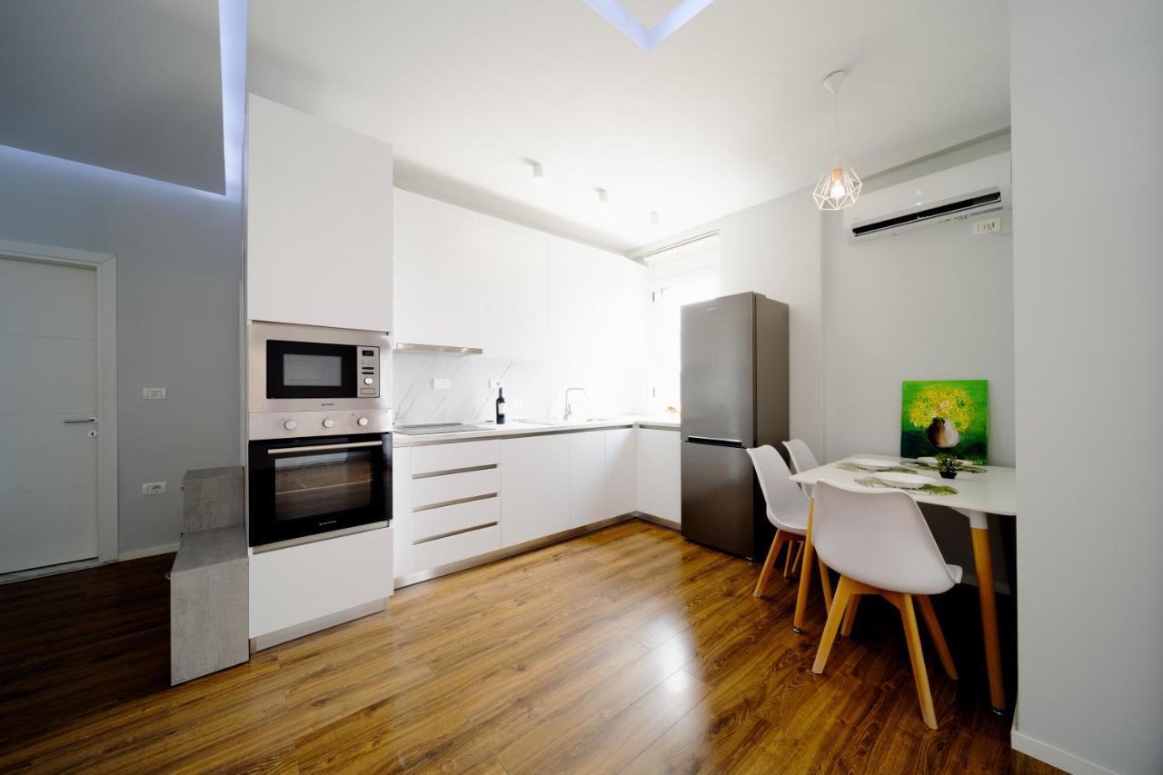 Apartamente Tirana Esterno foto