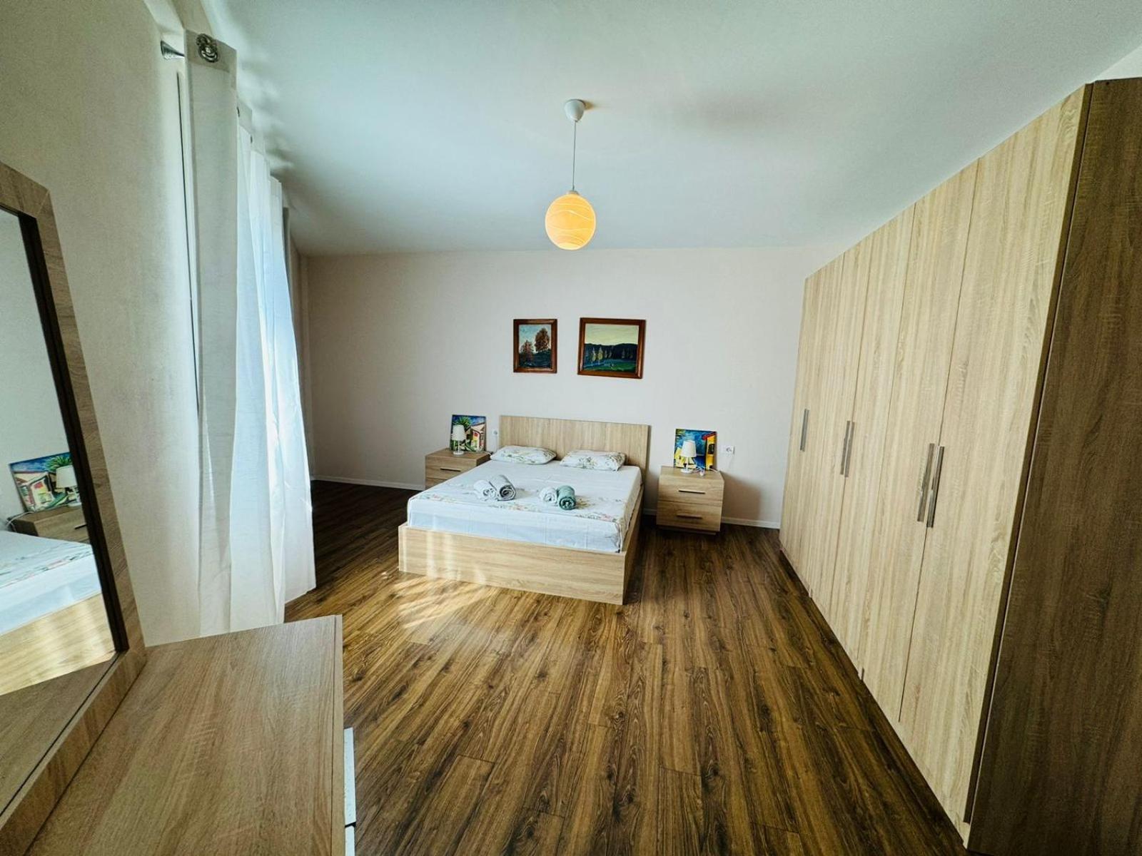 Apartamente Tirana Esterno foto