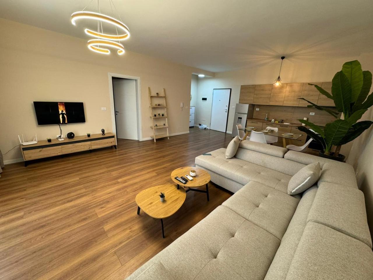 Apartamente Tirana Esterno foto