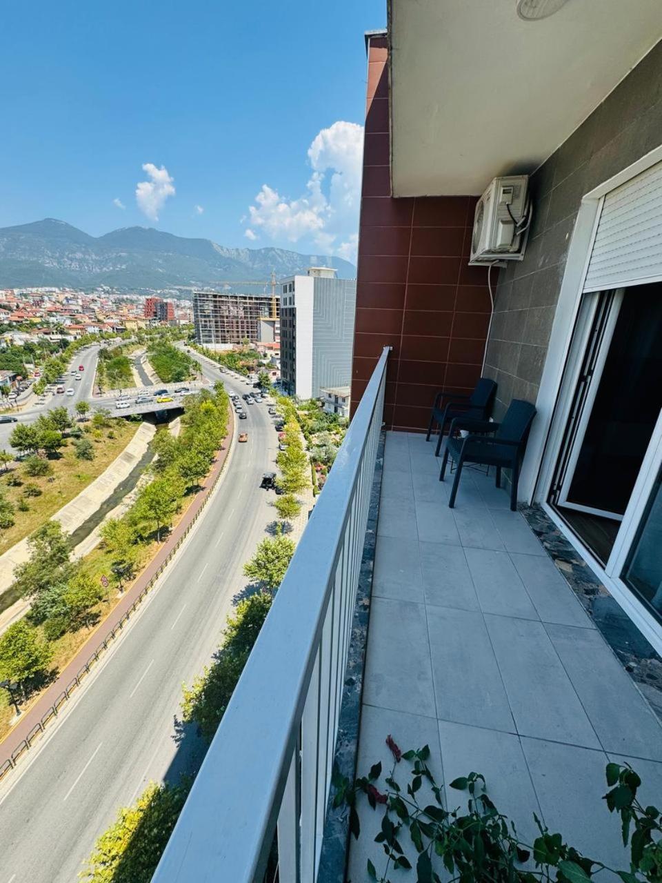 Apartamente Tirana Esterno foto
